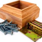 4Js Newel Post Fastener, 3" Red Oak Colonial Molding-0