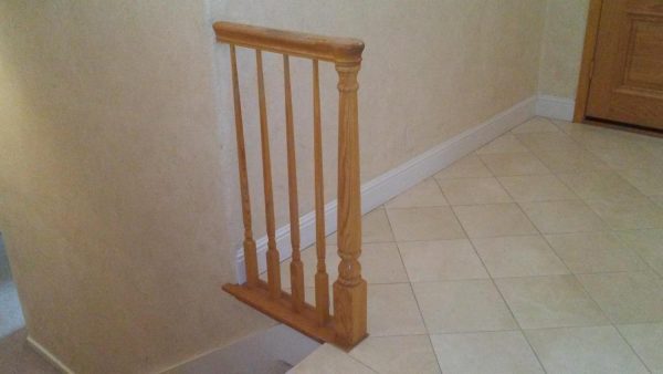 Colonial Red Oak Pin Top Starting Newel Post 43-inch Amish Made 4010-2